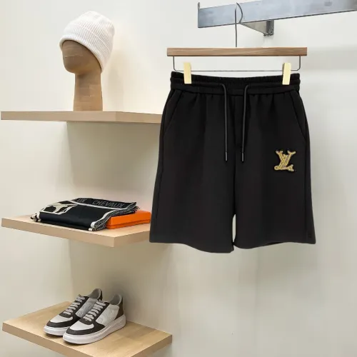 Louis Vuitton Pants for Louis Vuitton Short Pants for men #B64524