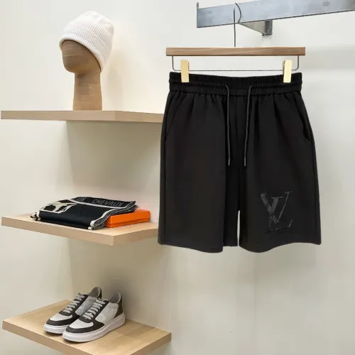 Louis Vuitton Pants for Louis Vuitton Short Pants for men #B64525