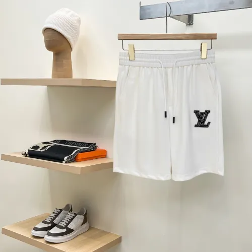Louis Vuitton Pants for Louis Vuitton Short Pants for men #B64532