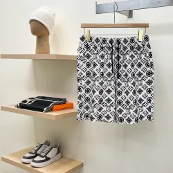 Louis Vuitton Pants for Louis Vuitton Short Pants for men #B64556