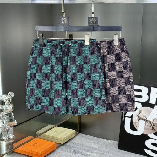 Louis Vuitton Pants for Louis Vuitton Short Pants for men Beach shorts Plaid shorts #B52987