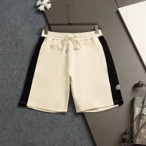 Moncler Short pants for Men #B63411