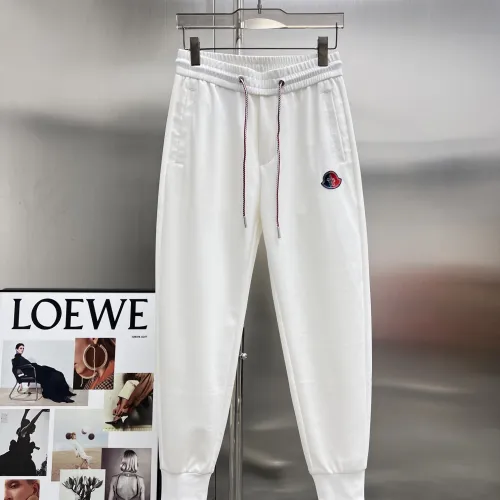 Moncler pants for Men #B37152