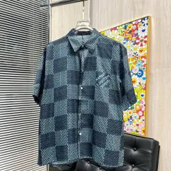 Louis Vuitton Shirts for Louis Vuitton Short sleeve shirts for men #B53113