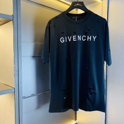 Givenchy T-shirts for MEN #999936853