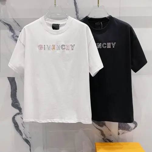 Givenchy T-shirts for MEN Black/White #B46991