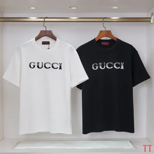 Gucci T-shirts for Gucci Men's AAA T-shirts 270g Black/White #B53055