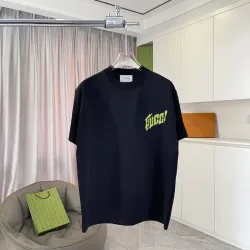 Gucci T-shirts for Gucci Men's AAA T-shirts #B53370
