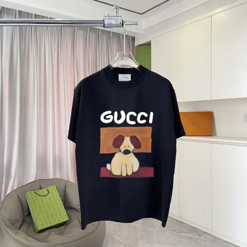 Gucci T-shirts for Gucci Men's AAA T-shirts #B53682