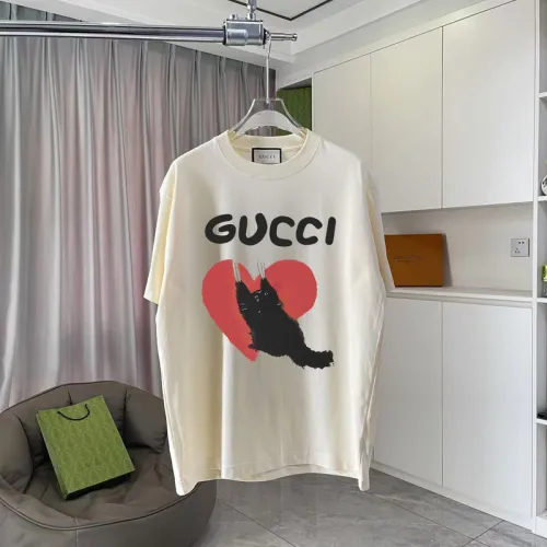 Gucci T-shirts for Gucci Men's AAA T-shirts #B53685