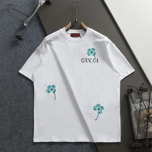 Gucci T-shirts for Gucci Men's AAA T-shirts #B61752