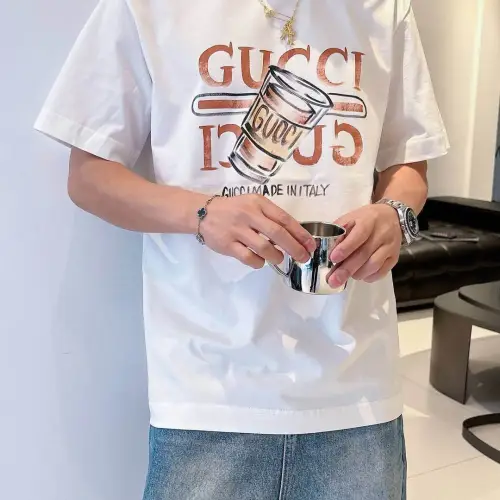 Gucci T-shirts for Gucci Men's AAA T-shirts #B61809