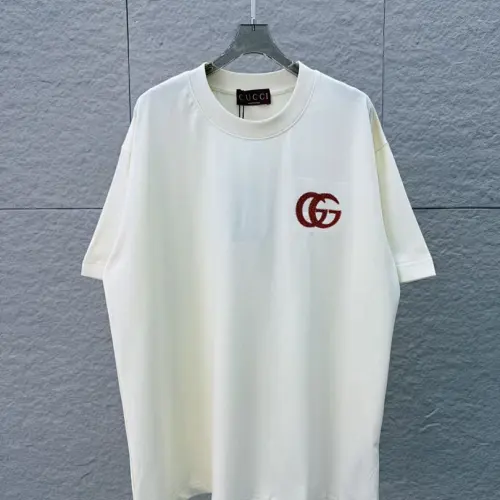 Gucci T-shirts for Gucci Men's AAA T-shirts #B63009