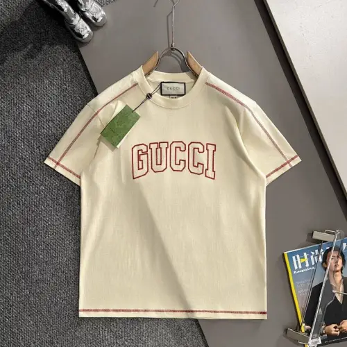 Gucci T-shirts for Gucci Men's AAA T-shirts #B63800