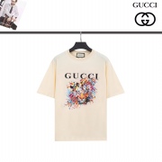 Gucci T-shirts for women #99923002