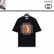 Gucci T-shirts for women and men #99922673