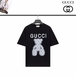 Gucci T-shirts for women and men #99922675