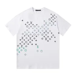 Louis Vuitton T-Shirts for AAAA Louis Vuitton T-Shirts #B33330