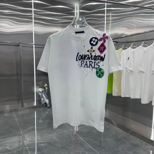 Louis Vuitton T-Shirts for AAAA Louis Vuitton T-Shirts #B51106