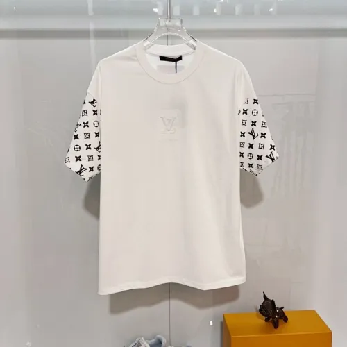 Louis Vuitton T-Shirts for AAAA Louis Vuitton T-Shirts #B59812