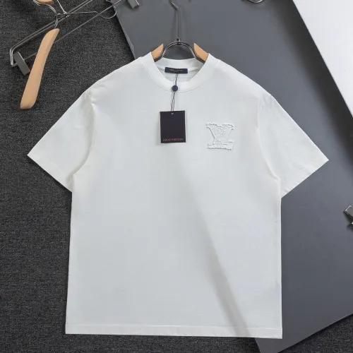 Louis Vuitton T-Shirts for AAAA Louis Vuitton T-Shirts #B60021