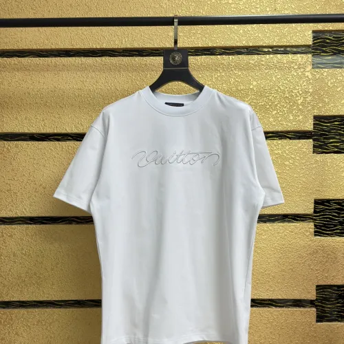 Louis Vuitton T-Shirts for AAAA Louis Vuitton T-Shirts #B60331