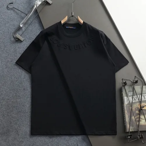 Louis Vuitton T-Shirts for AAAA Louis Vuitton T-Shirts #B60370