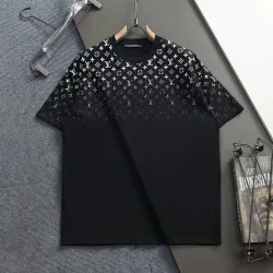 Louis Vuitton T-Shirts for AAAA Louis Vuitton T-Shirts #B60376