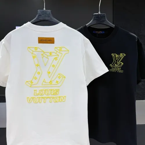 Louis Vuitton T-Shirts for AAAA Louis Vuitton T-Shirts #B60983