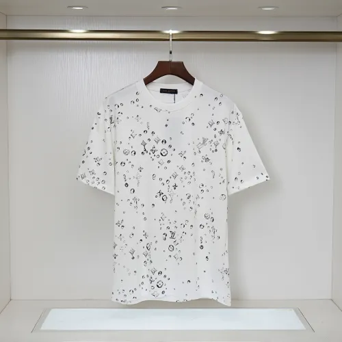 Louis Vuitton T-Shirts for AAAA Louis Vuitton T-Shirts #B61154