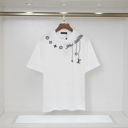 Louis Vuitton T-Shirts for AAAA Louis Vuitton T-Shirts #B61156