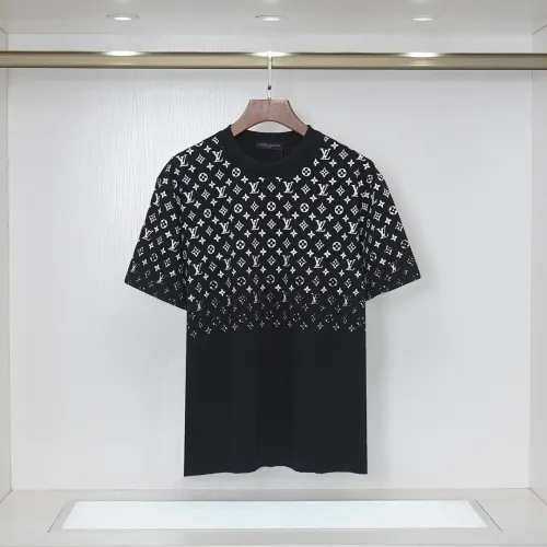 Louis Vuitton T-Shirts for AAAA Louis Vuitton T-Shirts #B62983