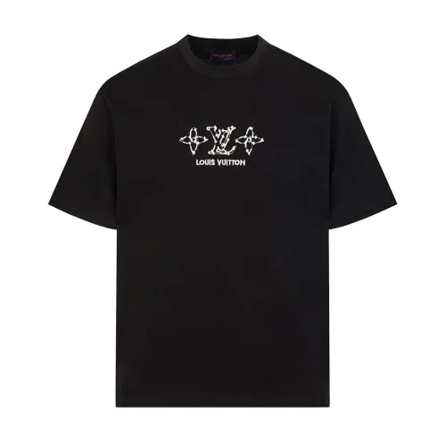 Louis Vuitton T-Shirts for AAAA Louis Vuitton T-Shirts #B63415