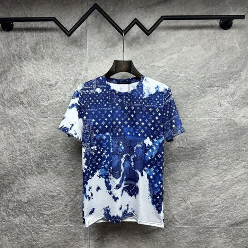 Louis Vuitton T-Shirts for AAAA Louis Vuitton T-Shirts #B63429