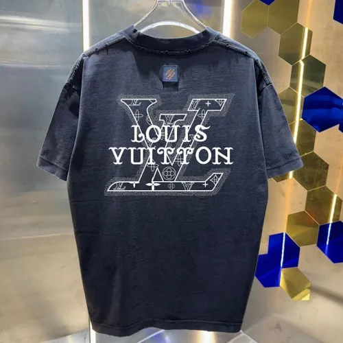 Louis Vuitton T-Shirts for AAAA Louis Vuitton T-Shirts #B64427