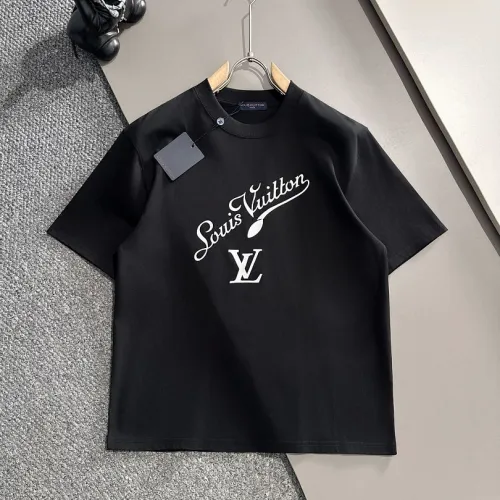 Louis Vuitton T-Shirts for AAAA Louis Vuitton T-Shirts #B64836