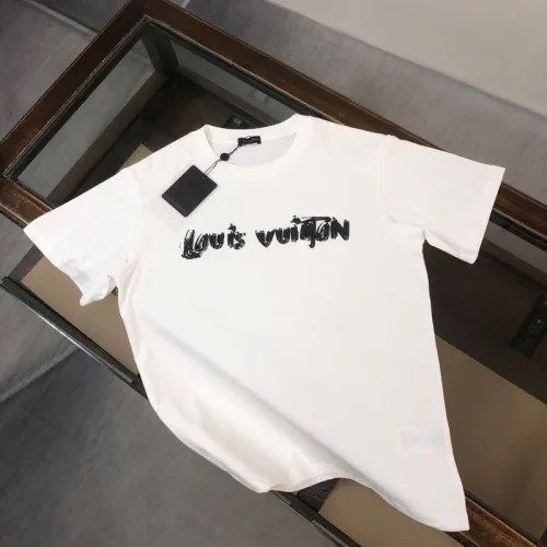 Louis Vuitton T-Shirts for AAAA Louis Vuitton T-Shirts Black/White #B53886