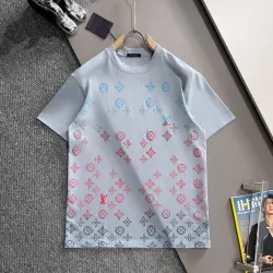 Louis Vuitton T-Shirts for AAAA Louis Vuitton T-Shirts Black/White/Grey #B53744