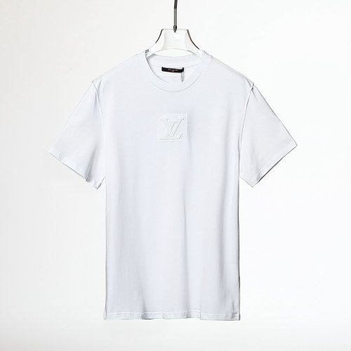 Louis Vuitton T-Shirts for AAAA Louis Vuitton T-Shirts EUR size #99917005