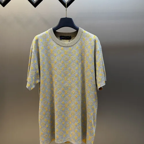 Louis Vuitton Monogram Glow T-Shirts for Men' Polo Shirts #B52689