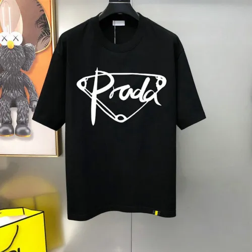 Prada T-Shirts for Men #B63364