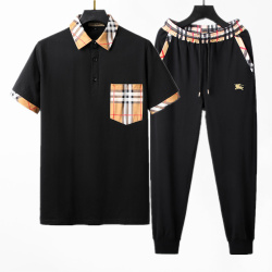 Burberry Tracksuits for Burberry Short Tracksuits for men #99918126