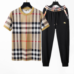 Burberry Tracksuits for Burberry Short Tracksuits for men #99918180