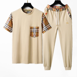 Burberry Tracksuits for Burberry Short Tracksuits for men #99918189
