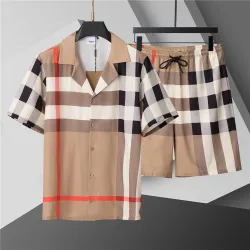 Burberry Tracksuits for Burberry Short Tracksuits for men #B51793