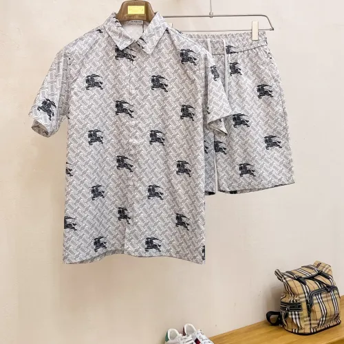 Burberry Tracksuits for Burberry Short Tracksuits for men #B52183