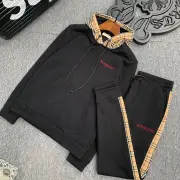 Burberry Tracksuits for Men's long tracksuits #999930613