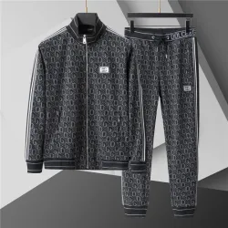 Burberry Tracksuits for Men's long tracksuits #B55384