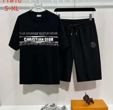 Dior tracksuits for Dior Short Tracksuits for men #B66535