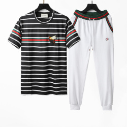 Gucci Tracksuits for Gucci short tracksuits for men #99918273